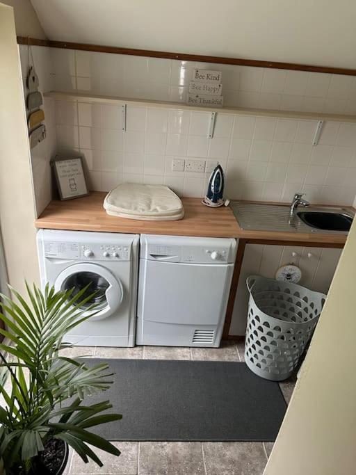 Syn Y Nant Apartment Llangorse Ngoại thất bức ảnh